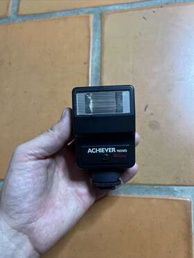 150md Achiever Multi-dedicated Shoe Mount Camera Flash Tested