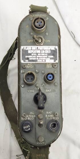 Lm-33 American Speedlight Corp Vintage U.s. Army I Photographic Flash Unit Repeating -for Parts/repair
