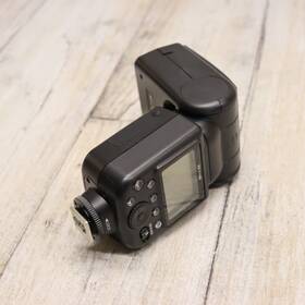 Vx-710n Bolt 847628554122 Ttl Flash For Nikon Cameras With Zoom Tilt And Rotate Used