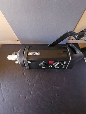 Bw3615 Bowens Gm 500 Pro 500r. Lot Of 4