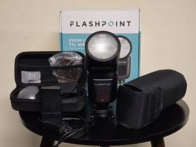 Flashpoint 192223077546 Zoom Li-on X R2 Ttl On-camera Round Flash Kit For Panasonic/olympus