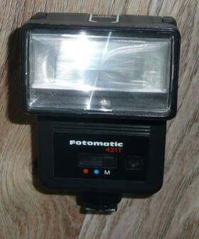 421t Fotomatic Vintage Camera Flash Photography Hot Shoe Made In Hong Kong Photo