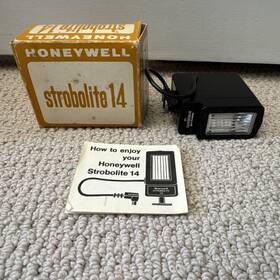 4552 Honeywell #4552 Vintage Strobolite 14 Flash W Sync Cord And Instructions Catalog