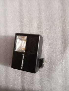 E-15b Honeywell Vintage Flash