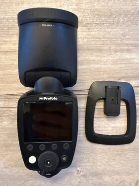 Profoto 340027554111 A10 For Nikon Flash On Camera