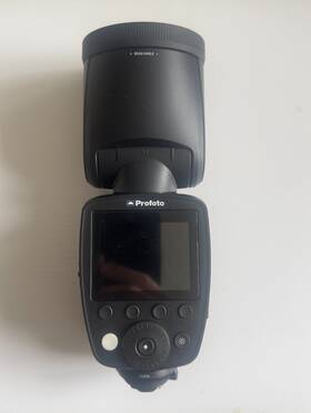 Profoto 340027554173 A10 Flash For Sony Lightly Used Excellent Condition
