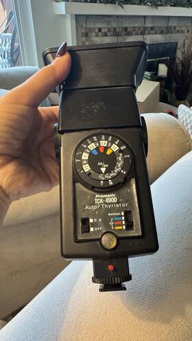 Tck-4900 Promatic Auto Thyristor Electronic Flash Designed For Use Cameras