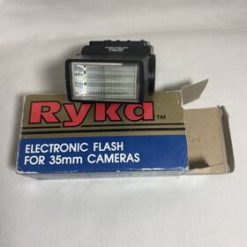 500af Ryka Model Electronic Flash For 35mm Cameras