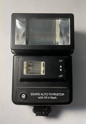 330.80310 Sears Auto Thyristor Electronic Camera Flash