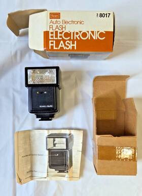 38017 Sears Vintage Auto Electronic Flash # 330 8017 Compatible With 35mm Camera