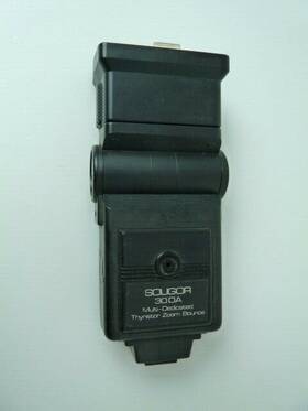 30da Soligor Flash Unit Multi-dedicated Thyristor Zoom Bounce For Parts