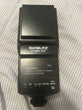 Di938v Sunblitz Afc Speedlite Flash Digital Zoom 24mm-105mm For Dslr Camera