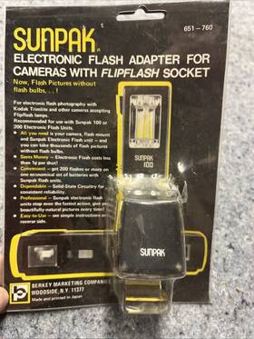 651-760 Sunpak Electronic Flash Adapter For Cameras With Flipflash Socket. New