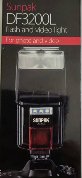Df3200l Sunpak Flash And Video Light Built In Diffuser Bounce High Power Leds