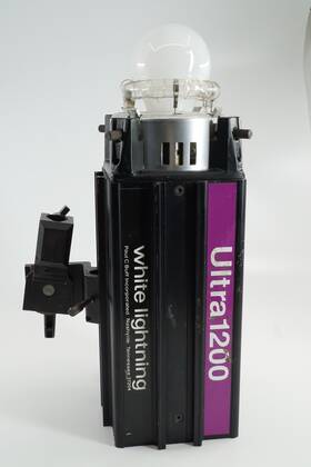 16942 Ultrazap White Lightning Ultra1200 Studio Photoflash