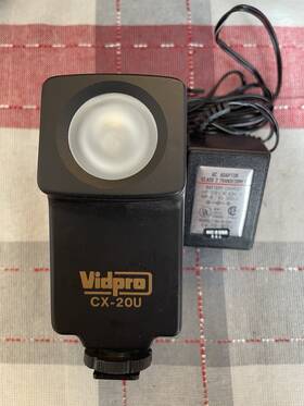 Cx-20u Vidpro Camera Flash Speedlite For Sony Or Panasonic