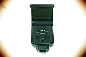 233701 Vivitar 3-position Zoom Thyristor 2500 Electronic Camera Flash