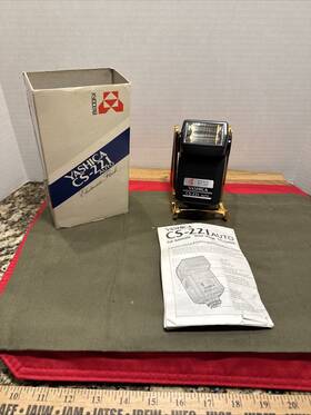 Cs-221 Yashica 1990s Auto Electronic-automatic Flash Made In Japan Box