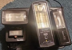 Vivitar 292 Flash, 90 Starblitz 2500BTZ Flash*untested*. Fixed Price $34.99.
