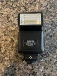 Sunpak Auto 422 Thyristor Electronic Camera Flash Unit - Tested Working. Fixed Price $5.39.