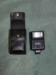 Vintage Minolta Auto 200X Shoe Mount Flash With Case Great Condition. Fixed Price $14.99.