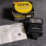 Sunpak Auto 121C Camera Flash. Fixed Price $23.68.
