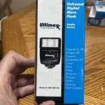 Ultimaxx Universal Digital Slave Flash Studio Series UM-DSF100. Fixed Price $14.99.