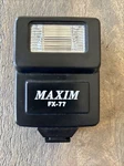 Maxim FX-77 Electronic Flash Unit Made In Taiwan. Fixed Price $10.00.