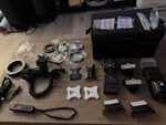 Nikon R1C1 Macro Speedlight Flash Commander System Ring W Accessories Look. Fixed Price $589.00.