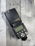 Yongnuo Speedlite YN-565EX Shoe Mount Flash For Nikon & Canon. Fixed Price $19.95.
