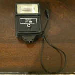 Vivitar Auto 215 Shoe Mount Tilt Strobe Flash For Film Dslr Digital Cameras. Fixed Price $13.99.