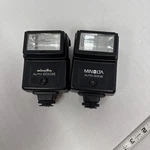 2X Vintage Minolta Auto 200X Flashes With Cases - (one Missing Pieces). Fixed Price $14.00.