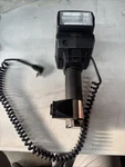 Sunpak Super 622 Handle Flash Strobe - Auto Focus Capable Untested Is. Fixed Price $24.99.