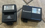 Lot Of Prinz Electronic Flash 330-20 Hong Kong 596 & Honeywell Srobolite 28. Fixed Price $19.99.