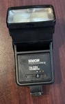 Vintage Simon Phototechnics Tsi 224 Auto Zoom Bounce-head Thyristor Flash. Fixed Price $25.00.
