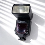 Neewer Speedlite NW670C E-ttl Flash For Canon Dslr Cameras GN58 NW-670 Boxed. Fixed Price $55.00.