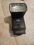 Kalimar Model K-402 T-36 Automatic Zoom Bounce Swivel Thyristor Electronic Flash. Fixed Price $9.50.