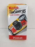 Kodak Funsaver One-time-use Flash Camera 27 Exposures 35MM Film 01/2007. Fixed Price $10.00.