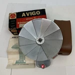 Vintage Avigo Crown Fan Flash Gun, 35 Mm Original Box. Fixed Price $9.74.