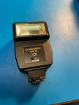 Quantaray QA-25 Shoe Mount Flash, Tested And Working. Fixed Price $12.99.