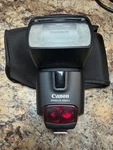 Canon Speedlite 430EX Ii Shoe Mount Flash Hot Zoom Tilt W/ Case. Fixed Price $39.99.