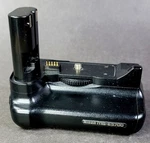 Nikon MB-E5700 Battery Grip Tested Works. Fixed Price $36.50.