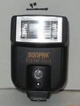 Sunpak DS-20 Auto Bounce Digital Flash. Fixed Price $17.47.