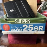 Vintage Sunpak Thyristor Auto 25SR. Fixed Price $59.00.