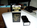 Vintage Sunpak BZ2600 Tilt Swivel Bounce Electronic Shoe Mount Flash. Fixed Price $11.02.