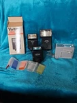 Vintage Vivitar 173A, 2600,3500 Flash &gold CREST-28 W2800 Filters Box Un-tested. Fixed Price $35.00.