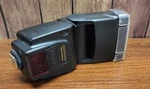 Quantaray Qdc 900WA Camera Flash W/ Swivel & Tilt!. Fixed Price $9.99.