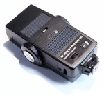 Vivitar 283 Auto Thyristor Shoe Mount Camera Flash Film Dslr Long Cord. Fixed Price $20.00.