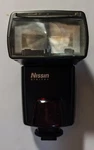Nissin Speedlite DI622 Shoe Mount Flash For Canon Ettl Digital Cameras. Fixed Price $18.00.