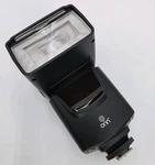 Onn Electronic Flash ONA18CA004 Camera Attachment Photography. Fixed Price $26.00.